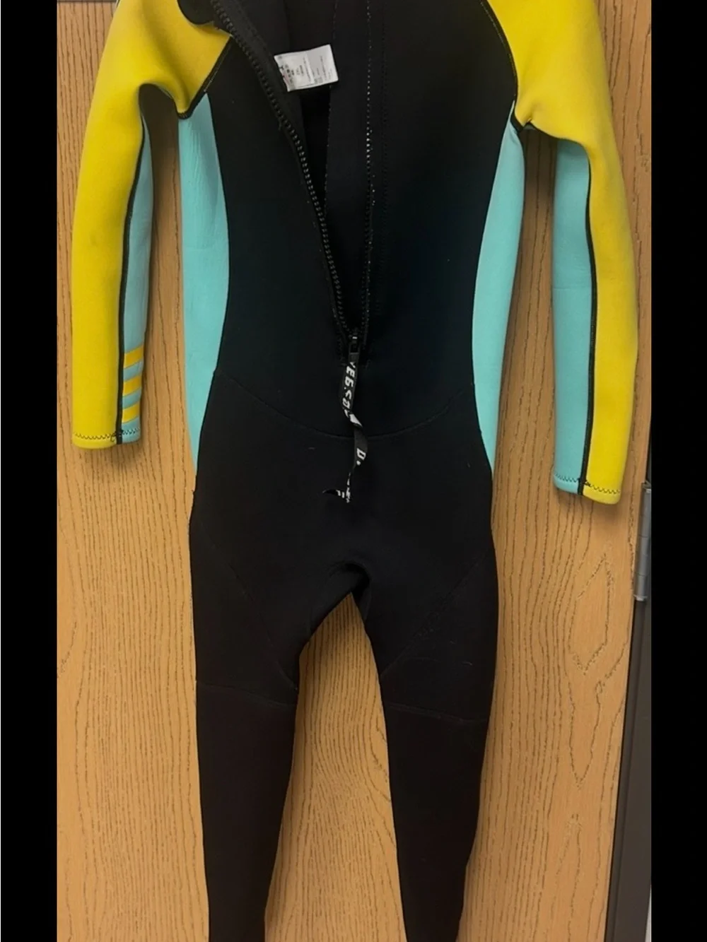 Manta 2XL Kids Full-Body Wetsuit in Black, Teal & Yellow